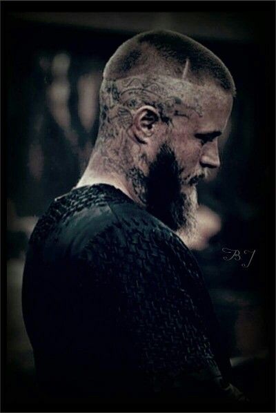 Ragnar Lothbrok Ragnar Haircut, Ragnar Lothbrok Haircut, King Ragnar Lothbrok, Vikings Travis Fimmel, Men Fade Haircut Short, History Channel Vikings, Ragnar Lothbrok Vikings, Viking Character, King Ragnar