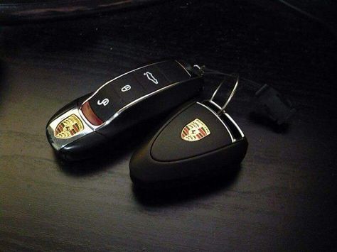 Porsche Truck, Porsche Key, Porche Car, Hot Pink Cars, Carros Porsche, New Car Key, Dream Cars Audi, Pink Car Accessories, Black Porsche