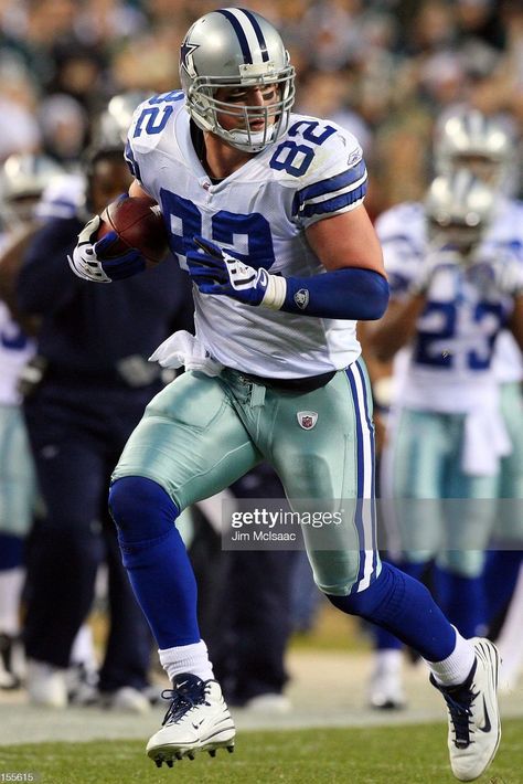 Jason Witten Cowboys Wallpaper, Dallas Cowboys Wallpaper, Jason Witten, Football Stuff, Football Pictures, Men In Uniform, Dallas Cowboys, Football Helmets, Dallas