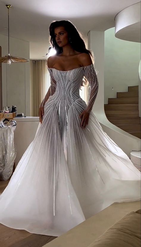 Hanifa Bridal, Wedding Dresses Extravagant, Untraditional Wedding Dress, Nigerian Wedding Dresses Traditional, Extravagant Wedding Dresses, Dream Wedding Decorations, Stylish Wedding Dresses, Pretty Wedding Dresses, Fancy Wedding Dresses