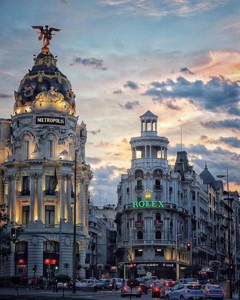 Spain Travel Aesthetic, Spain Aesthetics, Madrid Aesthetic, Madrid Spain Travel, Spain Aesthetic, Madrid City, Madrid Travel, Spain Holidays, Usa Travel Destinations