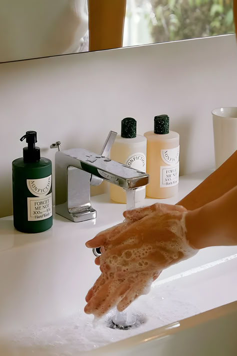 A blend rich in plant-derived surfactants and soothing ingredients. 🌿🚿 Nonfiction's formula, including squalene, avocado, sweet almond, and sunflower seed, nurtures and soothes hands while leaving a rich, instantly refreshing fragrance. Visit more about this indulgent hand wash in Nonfiction's guide on Marmalade. Click now for a lavish self-care experience. #SelfCareEssentials #HandWash #Nonfiction #MarmaladeGuides #LuxuriousHandCare Shower Products Aesthetic, Aesthetic Shower Products, Shower Routine Aesthetic, Feminine Portrait, Shower Aesthetic, Hotel Toiletries, Flow Of Water, Botanical Oils, Skin Irritation