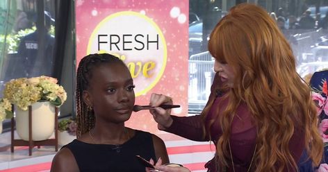 Charlotte Tilbury shares secret to getting a summer glow Christmas Essay, Spring Into Summer, Celebrity Makeup Artist, Summer Glow, Celebrity Makeup, Face Hair, Baby Family, Holiday Inspiration, Kids Health