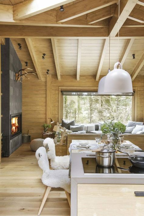 Dreamy rustic cabin in the middle of a Spanish forest Living Room Decor Rustic, Cabin Interiors, Cabin Kitchens, Cabin Living, Log Cabin Homes, A Cabin, Modern Cabin, Rustic Living, Rustic Living Room