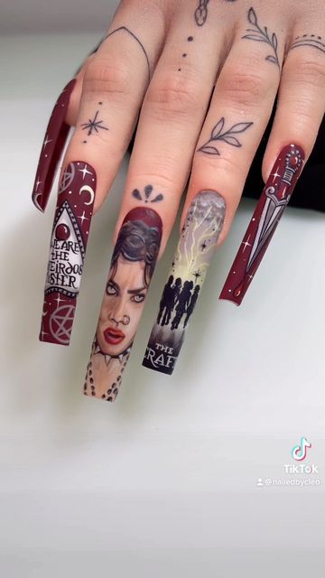 The Craft Nails, Black Vampire Nails, Long Vampire Nails, Nails For Vampire Costume, Dracula Acrylic Nails, Vampire Red Nails Acrylic, Nancy Downs, The Craft Movie, Vampire Nails