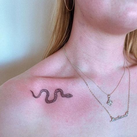 Line Snake Tattoo, Fine Line Snake Tattoo, Tattoo Ideas Snake, Tattoo On Collarbone, Collarbone Tattoo Ideas, Collar Bone Tattoo Quotes, Collarbone Tattoos, Deer Tattoo Designs, Blue Butterfly Tattoo