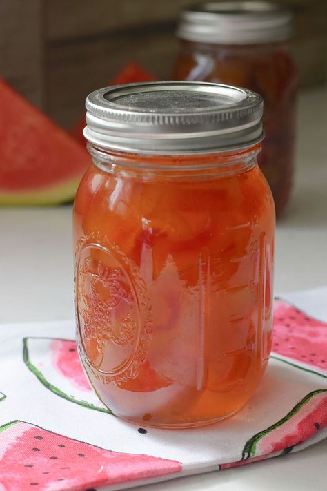 Just in time for summer, this recipe for watermelon rind pickles will be the hit of the summer. With a few simple ingredients, you can turn your watermelon rinds into a sweet and tangy snack. www.recipespasseddown.com Candied Watermelon, Pickled Watermelon Rind Recipe, Watermelon Rind Pickles, Watermelon Rind Recipes, Pickled Watermelon, Pickled Watermelon Rind, Watermelon Pickles, Red Hots, Watermelon Rind