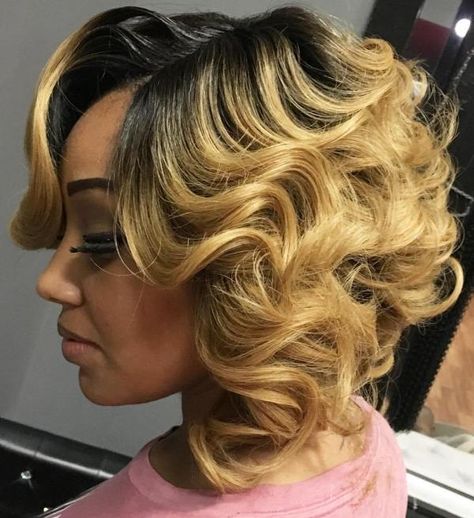 Blonde Curly Bob With Black Roots                                                                                                                                                                                 More Bob Riccio, Blonde Curly Bob, Bob Hairstyles For Black Women, Short Weave Hairstyles, Blonde Bob Wig, Sew In Hairstyles, Hair Done, Curly Bob Hairstyles, Short Bob Wigs