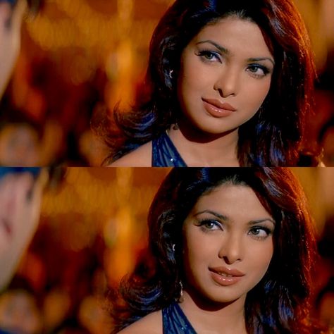 Priyanka Chopra in Mujhse Shaadi Karogi Priyanka Chopra Bollywood Movie Outfits, Younger Priyanka Chopra, Priyanka Chopra In 90s, 90s Bombshell, Bengali Aesthetic, بريانكا شوبرا, Bollywood Aesthetic, Dakota And Elle Fanning, Alia Bhatt Photoshoot