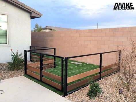 Dog Space Ideas Outdoors, Dog Run In Backyard, Backyard Idea For Dogs, Backyard Dog Run Ideas Design, Dog Run Gate Ideas, Small Dog Fence Ideas Backyards, Dog Fenced In Area, Dog Section Backyard, Dog Run Design