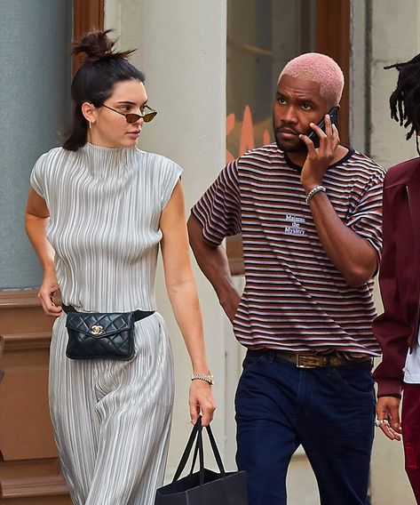 Baker Miller Pink, Ocean Outfits, Ocean Hair, Dyed Hair Men, Short Hair Color, Buzz Cut, Frank Ocean, Couple Outfits, Kendall Jenner