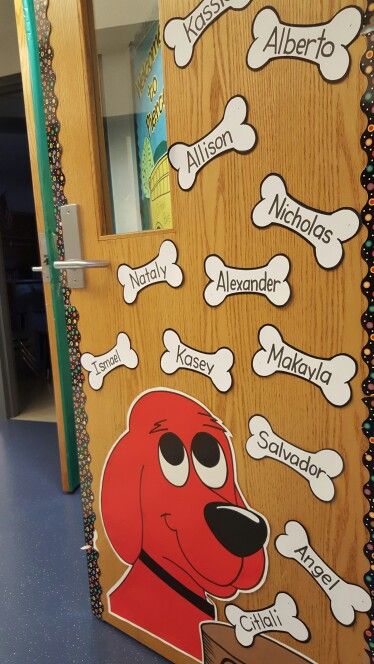 Clifford Classroom Theme, Puppy Classroom Theme, Pets Unleashed Vbs Decorations, Dog Bulletin Board, Preschool Door, Pets Preschool Theme, Vbs Themes, Door Decorations Classroom, Preschool Theme