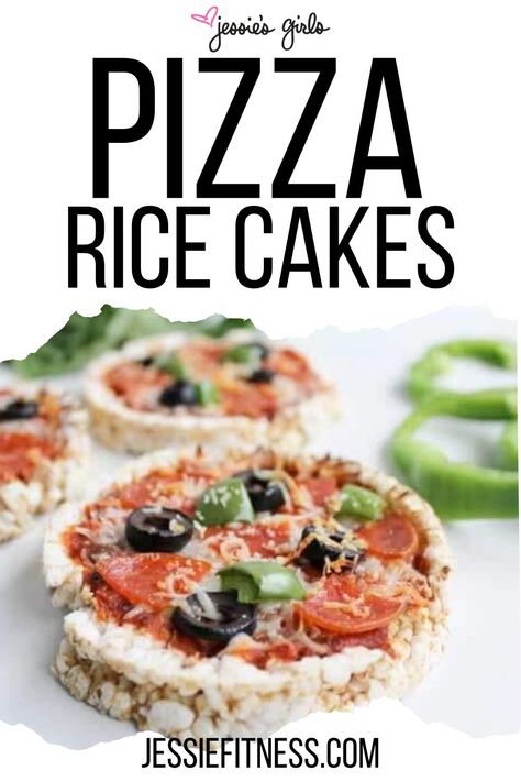 Healthy pizza that fits your macros?! Yes, please! This healthy pizza on rice cakes recipe is a quick pizza recipe that not only fits your macros, it's fun and delicious. This rice cake recipe is kid-friendly, too. You really can have pizza anytime! All it takes is a few ingredients and 5 minutes and you have yourself 6 delicious and healthy rice cake pizzas that you can devour totally guilt-free. Who doesn't love pizza?! #nutrition #healthypizza #pizza Rice Cake Recipes Healthy, Pizza Rice, Rice Cakes Toppings, Quick Pizza Recipes, Rice Cakes Healthy, Clean Eating Pizza Recipes, Rice Cake Snacks, Macro Recipes, Low Carb Healthy