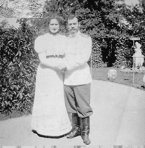 Nicholas and Alexandra Nicholas And Alexandra, Familia Romanov, Alexei Romanov, Nicolas Ii, The Romanov Family, House Of Romanov, Alexandra Feodorovna, Romanov Dynasty, Tsar Nicholas Ii