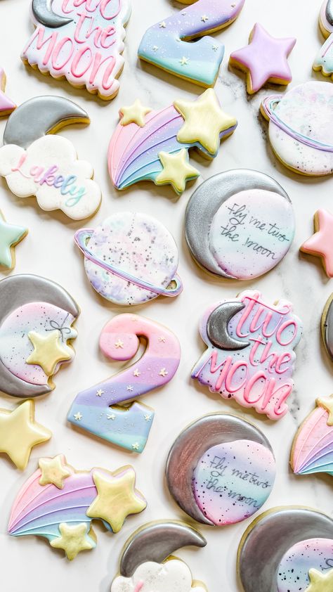 Cookie Room, Celebration Cookies, Moon Cookies, Two The Moon, 2nd Birthday Party For Girl, Bunny Birthday Party, Second Birthday Ideas, Suga Suga, Moon Party