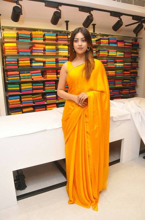 Actress Anu Emmanuel In Yellow Saree At KLM Fashion Mall Launch - Tollywood Stars Plain Yellow Saree, Office Sarees, Saree For Haldi, Anu Emanuel, Saree Satin, Plain Yellow, Anu Emmanuel, Sarees For Girls, Indian Sari Dress