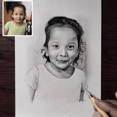 Charcoal Portraits, Graphite Pencils, Charcoal Drawing, Drawing Sketch, Portrait Drawing, Art Gallery, Sketch, Media, Drawings