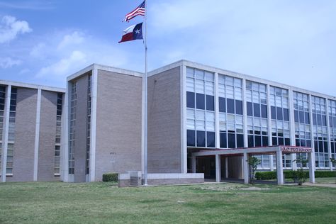 H. Grady Spruce High School in Pleasant Grove was one of two schools that were a part of our Start Up year. Loyalty Rewards Program, Pleasant Grove, Loyalty Rewards, Customer Loyalty, Rewards Program, Free Stuff, Dallas Texas, Dallas Tx, Dallas Cowboys