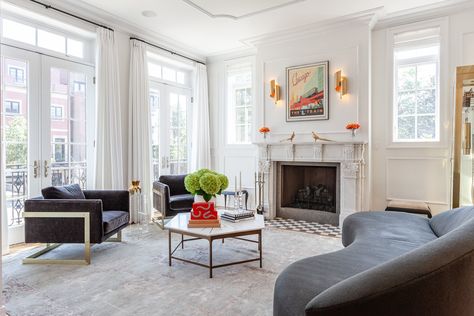 1752 W Surf, Chicago, Il 60657 In Chicago, Illinois, United States For Sale (14568693) Chicago Condo Interior Design, Chicago Row House, Row House Interior, Chicago Condo, Chicago Condos, Condo Interior Design, City Condo, Stone Farmhouse, Condo Interior