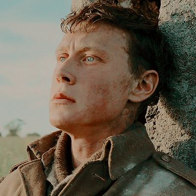 #1917movie William Schofield, 1917 Movie, Sam Mendes, George Mackay, Movie Cinema, Battlefield 1, British Boys, British Soldier, History Class