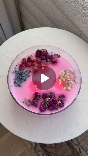 Asmr Aesthetic, Realistic Candles, Handmade Candles Diy, Candle Flower, Diy Candles Scented, Candles Diy, Spring Candles, Candle Candle, Diy Candle