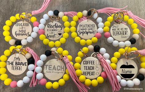 Silicone Bead Projects, Teacher Thank You Gift Ideas, Silicone Bead Crafts, Teacher Wristlet, Teacher Keychain Gift, Silicone Bead Ideas, Sell Bracelets, Teacher Lanyard Beaded, Silicone Bead Lanyard