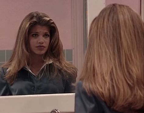 90s Hairstyles Topanga, 90s Blowout Hair Topanga, Topanga Hair Long, Topanga Hairstyles, Topanga Short Hair, Topanga Lawrence Hair Long, Topanga Hair Layers, Topanga Lawrence Hair Layers, Topanga Lawrence Haircut