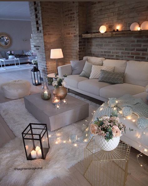 Modern Shabby Chic, Cozy Basement, Living Room Themes, House Makeover, Shabby Chic Living, Apartment Living Room Design, Lounge Ideas, Shabby Chic Living Room, Design Salon