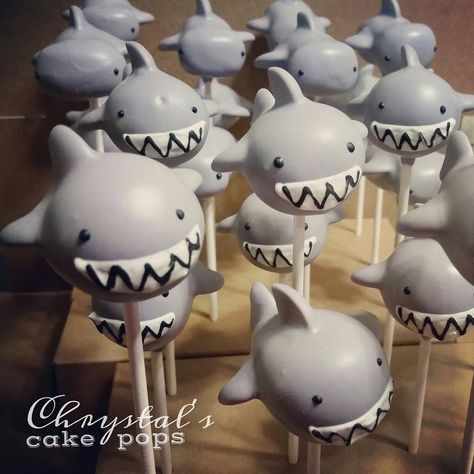 Shark cake pops Shark Cake Pops, Sharknado Party, Shark Food, Shark Baby Shower, Shark Week Party, Ocean Birthday Party, Shark Themed Birthday Party, Shark Cake, Ocean Birthday