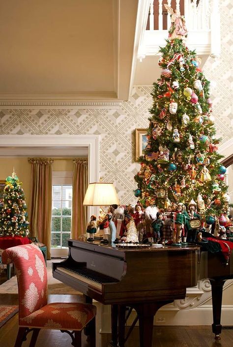 Baby Grand Piano, Christmas Piano, Traditional Christmas Tree, Christmas Time Is Here, Beautiful Christmas Trees, Grand Piano, Noel Christmas, Merry Little Christmas, Christmas Love