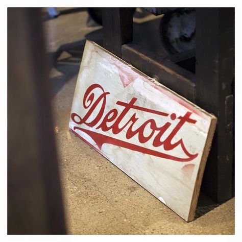 Reclaimed Detroit wood used to craft 'Detroit' painting by local artist. (via Artifactry) Detroit Aesthetic, Remy Martin, Vintage Detroit, Church Logo, Slim Shady, Detroit Michigan, Detroit Red Wings, Local Artists, Nhl