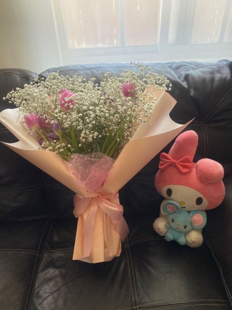 pink & purple tulips 💝 with a my melody plush 🥰 My Melody Bouquet, Melody Bouquet, My Melody Plush, Melody Plush, Pink Quince, Purple Tulips, My Melody, Bouquets, Pink Purple