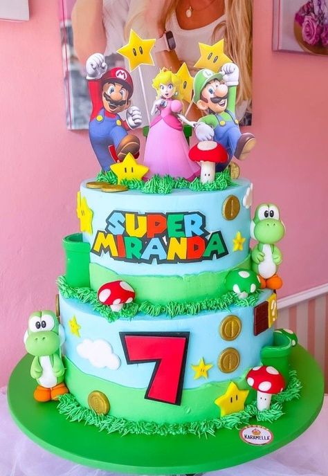 Super Mario Cake Princess Peach, Mario Bros Birthday Cake Ideas, Mario And Princess Peach Cake, Pastel Princesa Peach, Princess Peach Cake, Super Mario Peach, Princess Peach Party, Mario Birthday Cake, Mario Bros Cake