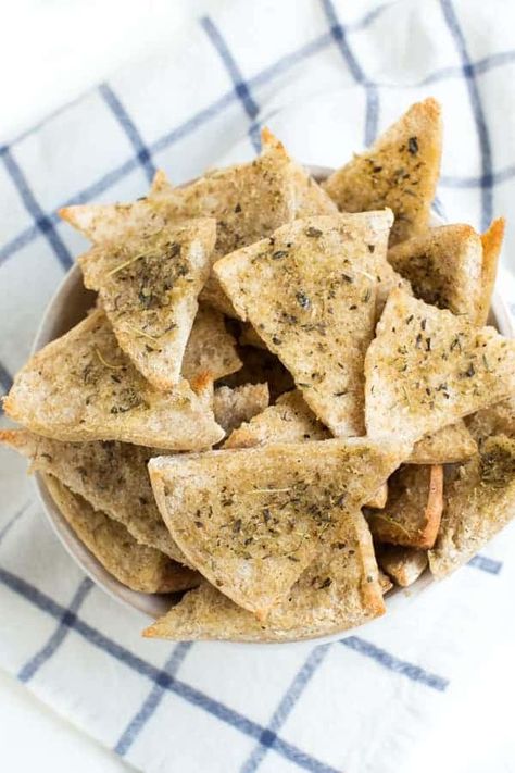 Homemade baked pita chips are made with only three ingredients and taste better than anything you can buy at the store. Make this easy pita chips recipe and serve with with hummus, dip and more! Pita Chips Recipe, Baked Pita Chips, Homemade Pita Chips, Hummus Dip, Homemade Chips, Pita Chips, Chips Recipe, At The Store, Pita Bread