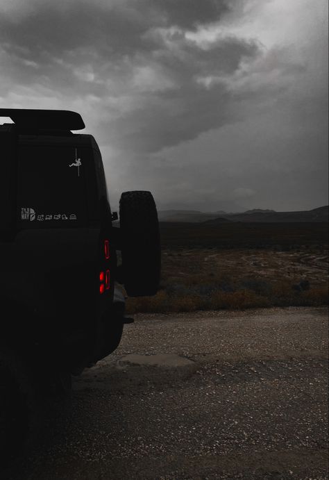 Defender Aesthetic, Land Rover Defender 110, Defender 110, Land Rover Defender, Love At First Sight, Dark Aesthetic, Land Rover, Dream Cars, Vision Board