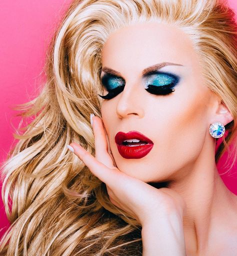 Katya Zamolodchikova Katya Zamolodchikova, Rupaul Drag Queen, Drag Queen Makeup, Makeup Secret, Drag Makeup, Queen Makeup, Rupaul Drag, Beauty Shots, Instagram Beauty