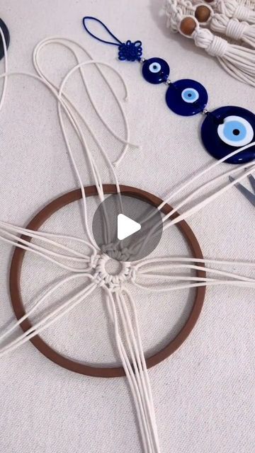 Doily Dream Catcher, Wool Dream Catcher, Macrame Canopy Diy, Dream Catcher Patterns Diy, Macrame Dreamcatcher Diy, Diy Macrame Car Charm, How To Make A Dream Catcher, Macrame Dream Catcher Tutorial, Macrame Dream Catcher Diy