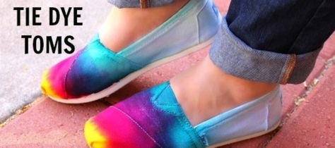 DIY Tie Dye Toms | FaveCrafts.com Diy Tie Dye Shoes, Worn Out Shoes, Making Moccasins, Transfer Tape For Vinyl, Tulip Tie Dye, Dye Shoes, Tie Dye Shoes, Tie Dye Ideas, How To Dye Shoes