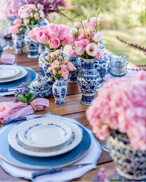 Chinoiserie Table Setting, Blue Plates Table Setting, Greek Birthday, Pink Tablescape, Chinoiserie Wedding, Blue Table Settings, Easter Entertaining, Bridesmaid Luncheon, Blue Bridal Shower