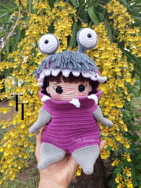 Boo Monster Inc amigurumi con  su traje desmontable Crochet Boo Monsters Inc Free Pattern, Crochet Boo Monsters Inc, Bu Monsters Inc, Boo Amigurumi, Monsters Inc Crochet, Boo Crochet, Buu Monster Inc, Boo Monsters Inc, Disney Crochet Patterns