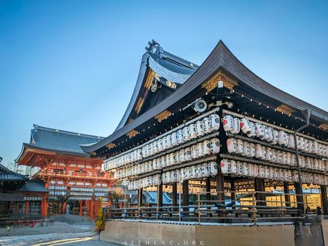 Discover the rich history of Yasaka Shrine, established in 656 AD as the Gion Kamo Shrine of the Tendai sect on Mount Hiei. After the separation of Shinto and Buddhism in 1868, it was renamed "Yasaka Shrine." The name "Gion" originates from the Buddhist Gion Monastery, fully known as the Jizō Gion Garden. Immerse yourself in the serene beauty and cultural significance of this iconic shrine on your Kyoto journey! What stories will you uncover? 京都八阪神社建於公元656年，原為天台宗比叡山的祇園感神院，至1868年的神佛分離後更名為“八阪神... Kamo Shrine, Yasaka Shrine, Buddhism, Kyoto, History, Beauty