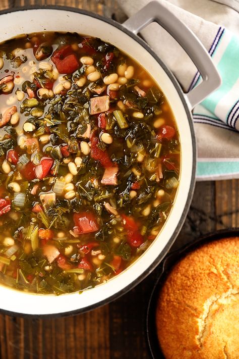 Collard Green Soup Recipe, Mustard Green Soup Recipe, Canned Collard Greens, Green Soup Recipes, Mustard Green Soup, Collard Greens Soup, Turnip Green Soup, Collard Green Soup, Collard Greens With Bacon