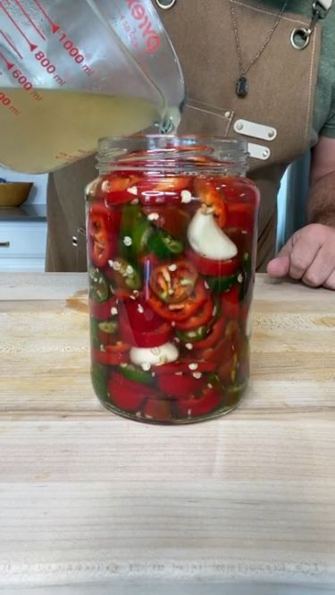 Pickled Cherry Tomatoes Recipe, Chow Chow Recipe, Pickled Vegetables Recipe, Pickle Recipes Homemade, Pressure Canning Recipes, Healthy Homemade Snacks, Jalapeno Recipes, Sauerkraut Recipes, Fermentation Recipes