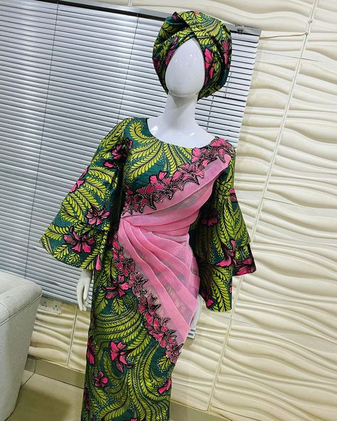 Posted by @icequeenbyice Mamie Falalu Bello (Mrs): IQ bespoke - Picnob Gown Style For Ankara, Style For Ankara, Kampala Gown Styles For Ladies, African Prom Dresses Ankara, Free Gown, Bold Fashion Outfits, Ankara Dress Designs, African Print Dress Ankara, Ankara Gown