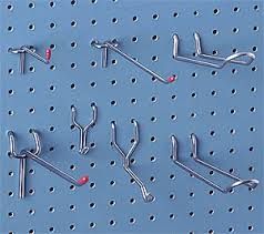 peg boards - Google Search Sewing Tools Organizer, Tools Organization, Organization Laundry, Peg Boards, Shed Organization, Tool Room, Desain Quilling, Tool Storage Diy, Garden Storage Shed