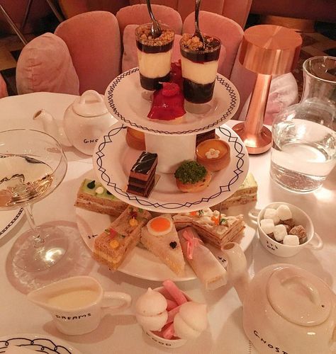 TEA TIME AT THE SKETCH, LONDON Sketch Afternoon Tea, London High Tea, London Sketch, Sketch London, Afternoon Tea London, Pink Desserts, High Tea Party, Mini Sandwiches, London Food