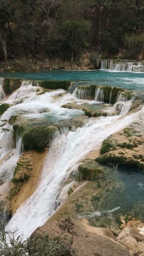 El Meco waterfall in La Huasteca Potosina, Mexico - read through our travel guide to learn more! Taman Air, Waterfall Photography, Amazing Nature Photos, Beautiful Locations Nature, Beautiful Places Nature, Beautiful Waterfalls, Beautiful Photos Of Nature, Beautiful Scenery Nature, Incredible Places