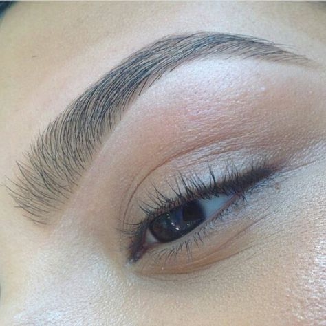 Perfect🙄 Eyebrows Goals, Permanente Make-up, Beautiful Eyebrows, Make Up Inspiration, Eyebrows On Fleek, Brows On Fleek, Perfect Eyebrows, Microblading Eyebrows, Makeup On Fleek