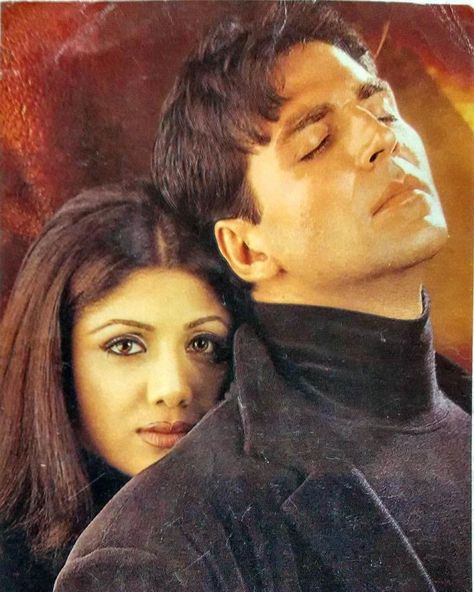 2 Likes, 1 Comments - muvyz.com (@muvyz) on Instagram: “#muvyz090317 #BollywoodFlashback #postcard #couplegoals #AkshayKumar #ShilpaShetty @akshaykumar…” Sanjay Kapoor, Shilpa Shetty, Madhuri Dixit, Akshay Kumar, Couples Poses, Indian Movies, Couples Poses For Pictures, Celebrity Entertainment, Poses For Pictures