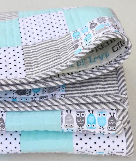 Top Stiching Quilts, Easy Baby Quilt Patterns Free, Tied Quilts, Sewing Squares, Grey Havens, Owl Baby Quilts, Machine Binding, Boys Quilt Patterns, Owl Quilt